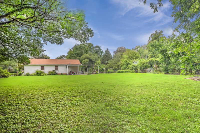 100 Sequoia Ln, Oak Ridge, TN 37830