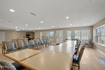 100 Village Way #D, Kingston, TN 37763
