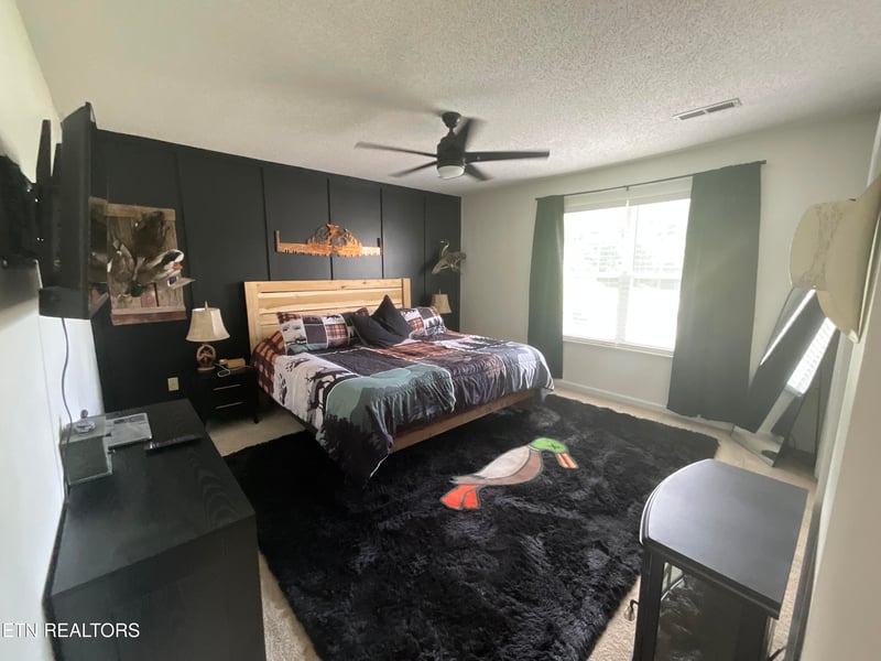 100 Village Way #E, Kingston, TN 37763