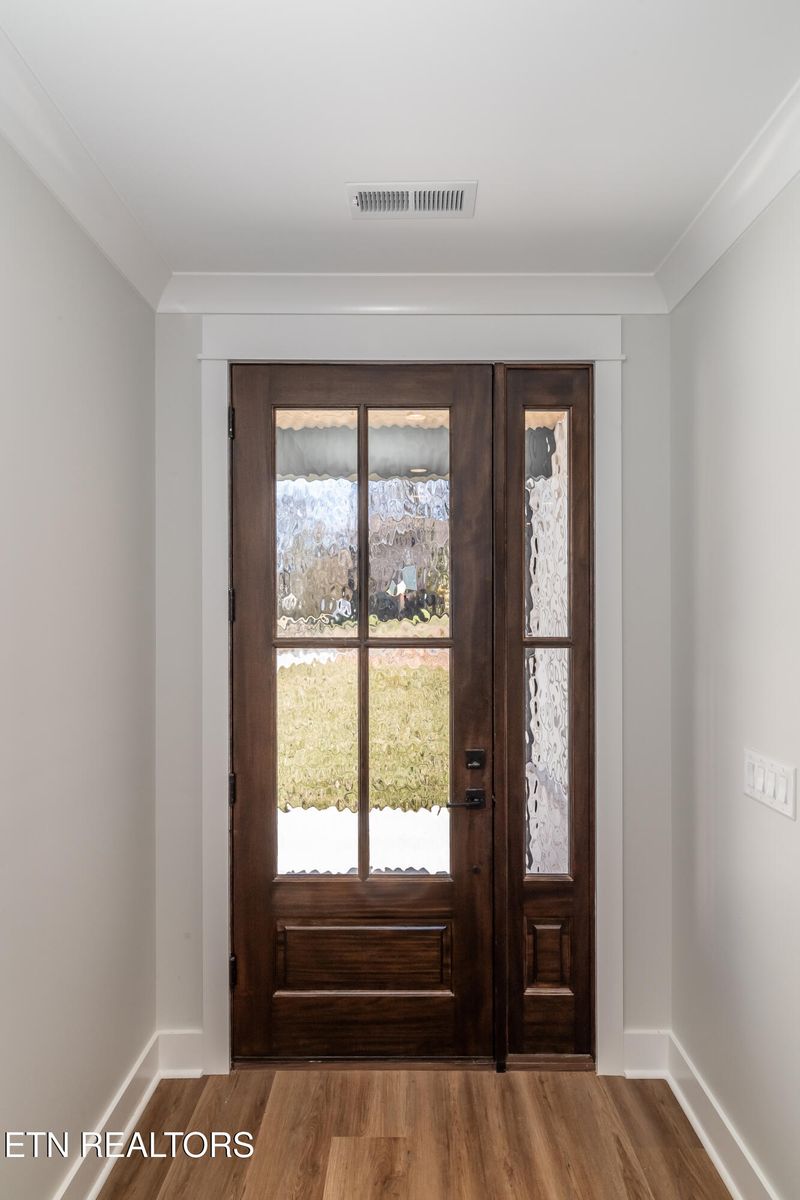 100 Wataga Ln, Loudon, TN 37774
