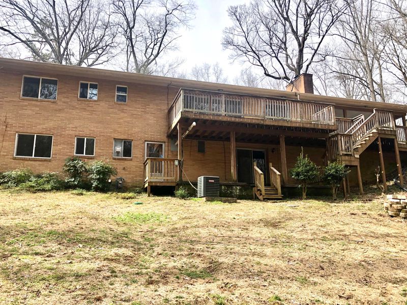 100 Wilderness Ln, Oak Ridge, TN 37830
