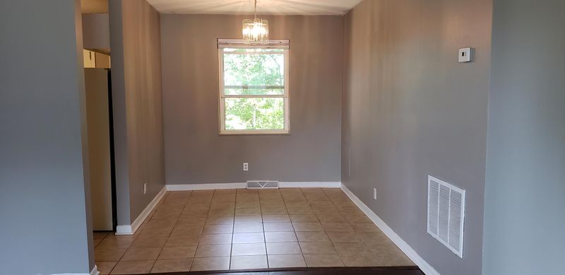 1000 Flanders, Knoxville, TN 37919