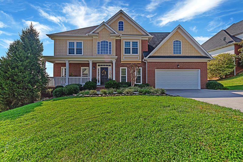 1000 Garrison Ridge Blvd, Knoxville, TN 37922