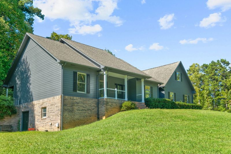 1000 Grimes Rd, Loudon, TN 37774