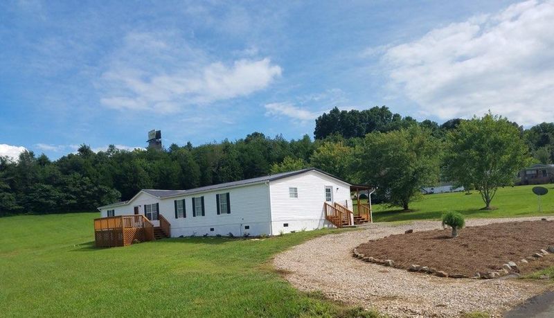 1000 Lake Dr, Loudon, TN 37774