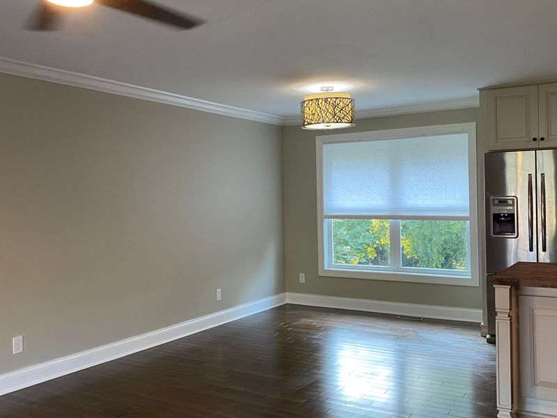 1000 Parrish Rd, Knoxville, TN 37923