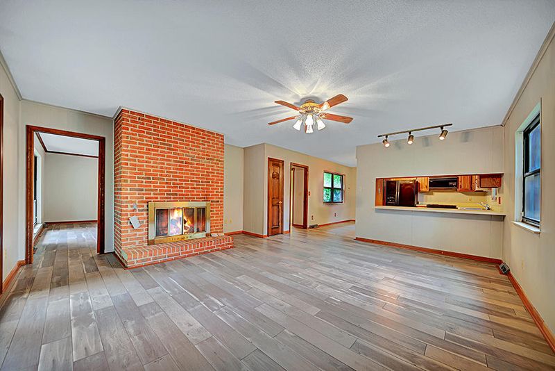 1000 Two Notch Dr, Knoxville, TN 37920