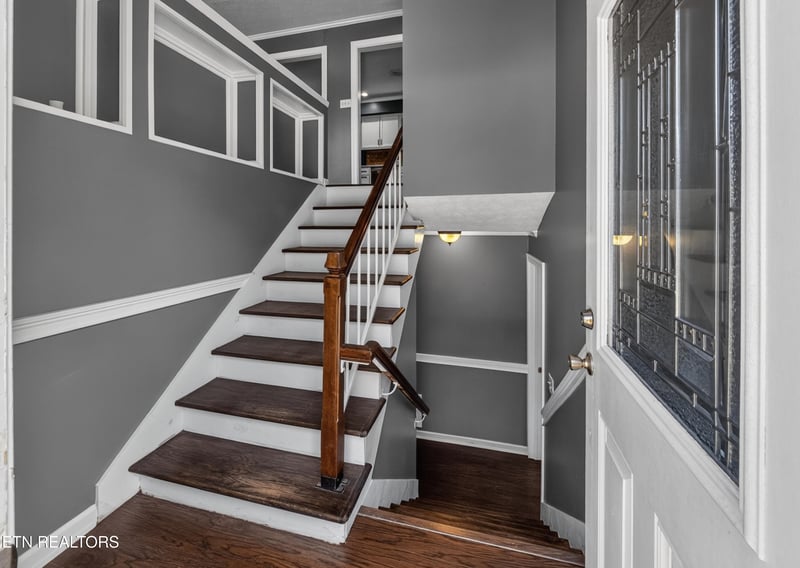 10004 Branchview Dr, Knoxville, TN 37932