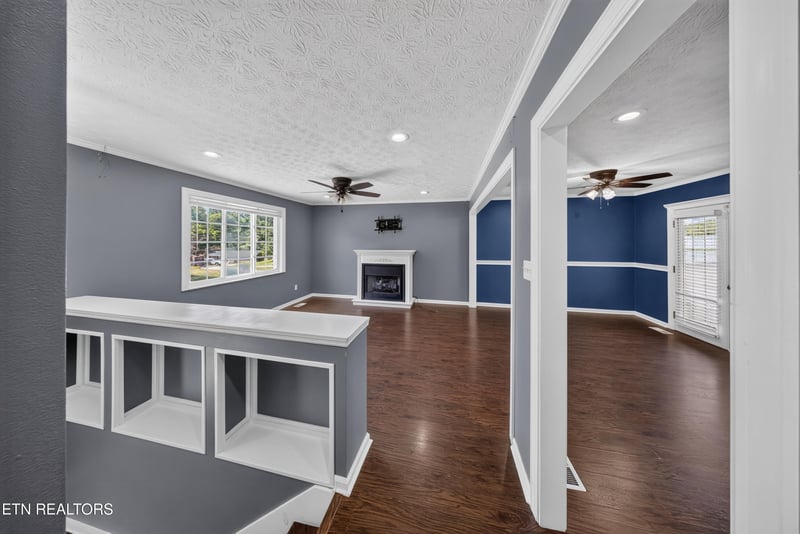 10004 Branchview Dr, Knoxville, TN 37932