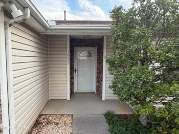 10005 Villa Ridge Way, Knoxville, TN 37932