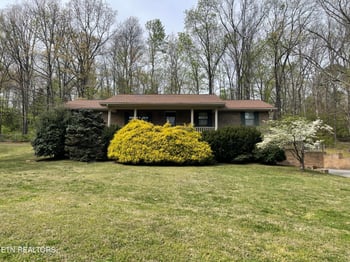 1001 Buckthorn Dr, Knoxville, TN 37912