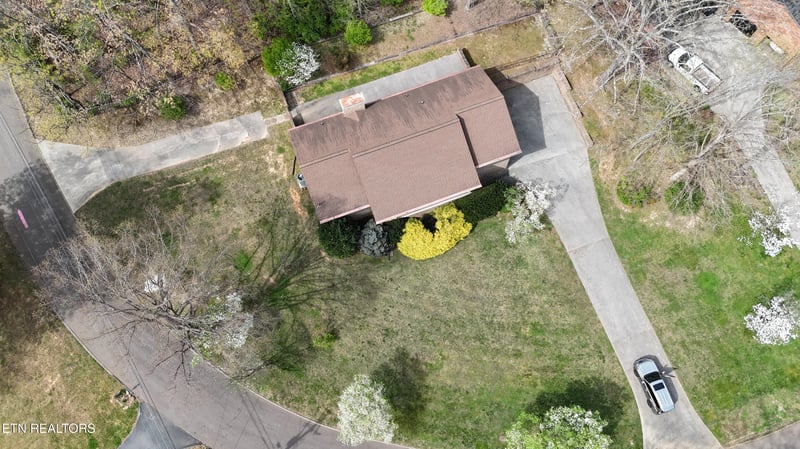 1001 Buckthorn Dr, Knoxville, TN 37912