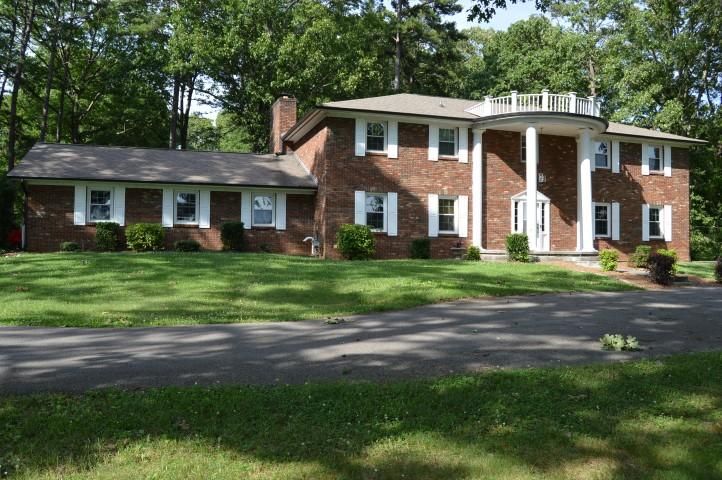 1001 Burnett Station Rd, Seymour, TN 37865