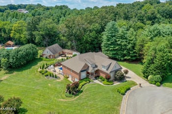 1001 Foxdale Dr, Maryville, TN 37803