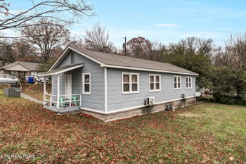 100102 Howard Ln, Oak Ridge, TN 37830