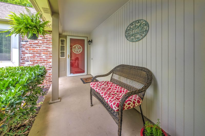 10015 Cedar Croft Cir, Knoxville, TN 37932