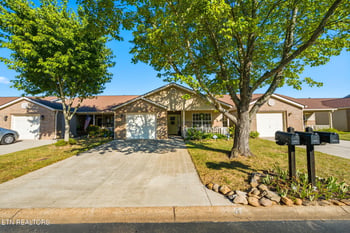 10017 Gate Post Way, Knoxville, TN 37931