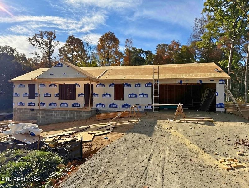1002 Flathead Rd, Crossville, TN 38572