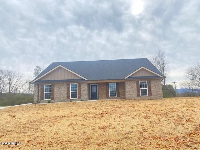 1002 Pathways Dr, Seymour, TN 37865