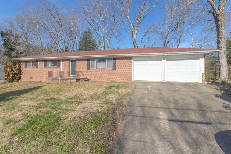 1002 Towanda Tr, Athens, TN 37303