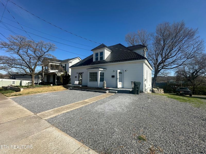 10021004 E Main St, Morristown, TN 37814