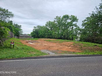 10022 Bob Gray & Red Hellard Ln, Knoxville, TN 37923