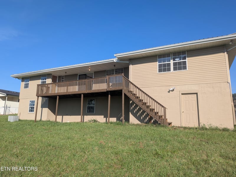 10024 Rutledge Pike, Corryton, TN 37721