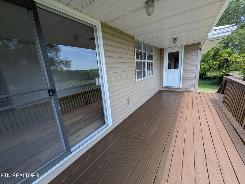 10024 Rutledge Pike, Corryton, TN 37721