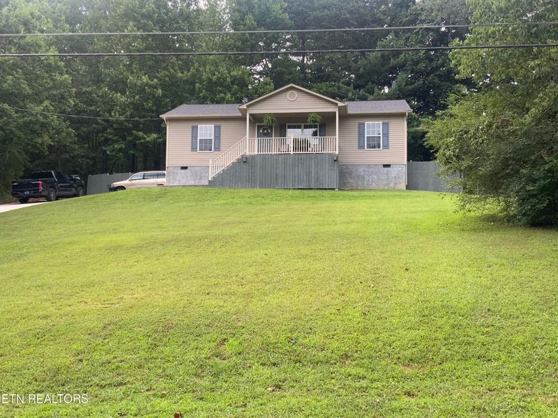 10025 Pitch Pine Dr, Powell, TN 37849