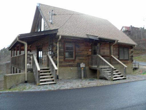 10025 Willard Way, Sevierville, TN 37876