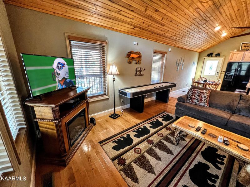 1003 Powder Springs Rd, Sevierville, TN 37876