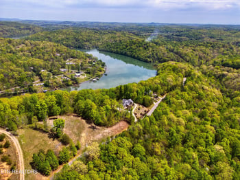 1003 Sheerwater Rd, Kingston, TN 37763