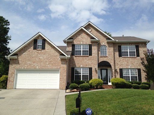 10037 Noah Ln, Knoxville, TN 37932