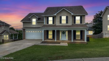 1004 Brooklyn Ln, Maryville, TN 37804