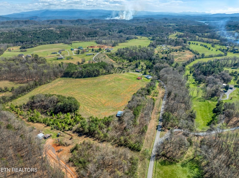 1004 Lee Shirley Rd, Maryville, TN 37801
