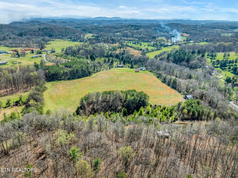 1004 Lee Shirley Rd, Maryville, TN 37801