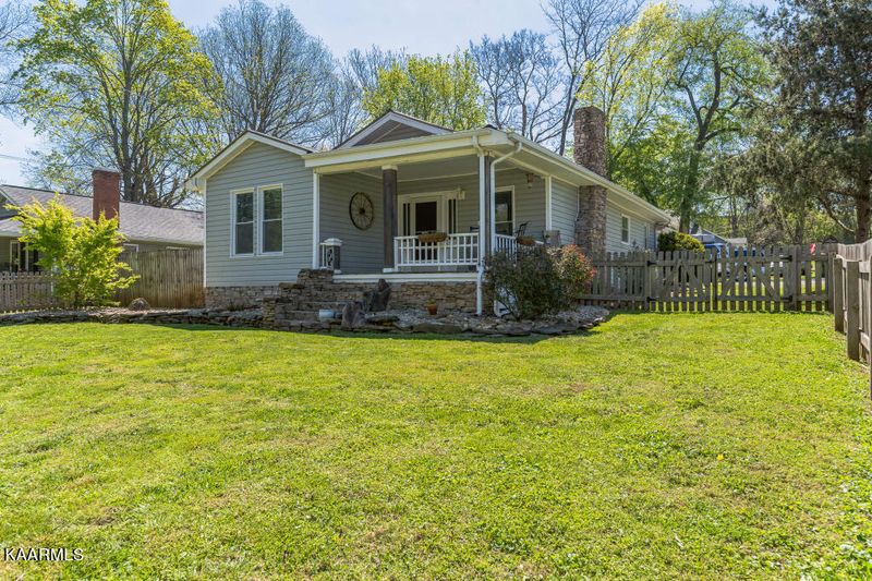 1004 Sevierville Rd, Maryville, TN 37804