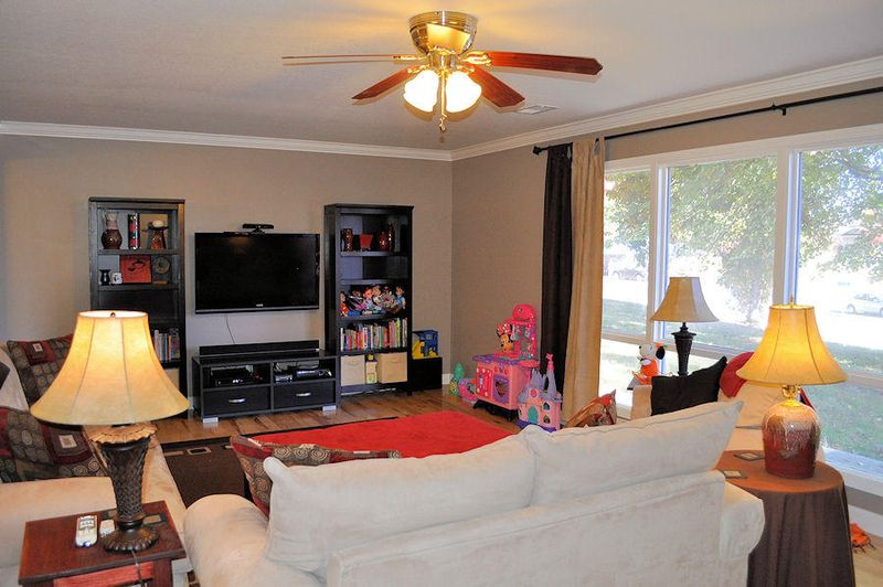 1004 Tanager St, Sevierville, TN 37862