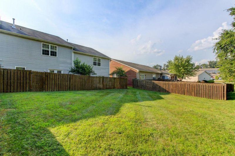 1004 Webster Groves Ln, Knoxville, TN 37909