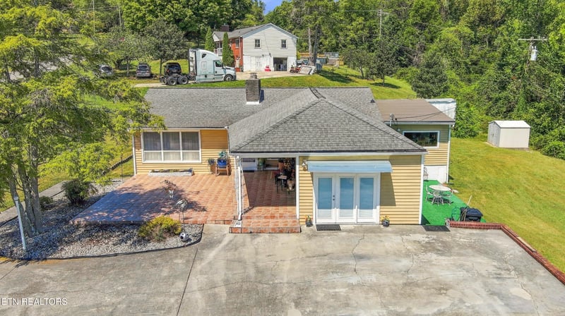 1004 Wedgewood Dr, Knoxville, TN 37914