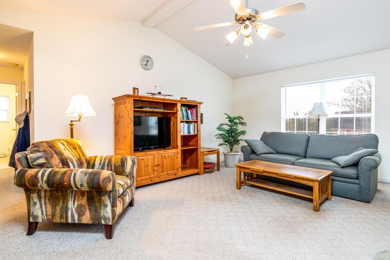 1004 Williamson Chapel Rd, Maryville, TN 37801