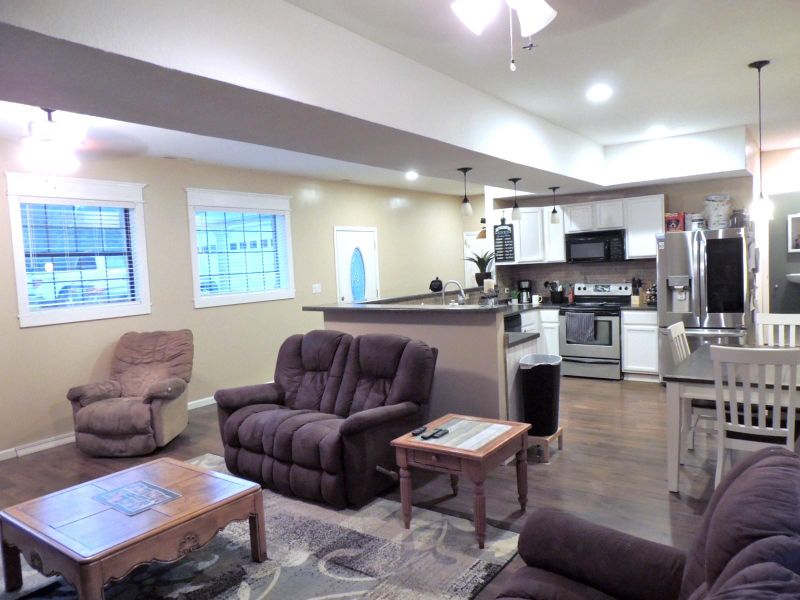 1005 Gray Eagle Dr, Crossville, TN 38572