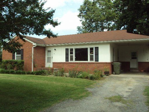 1005 Tip Top Cir, Morristown, TN 37814