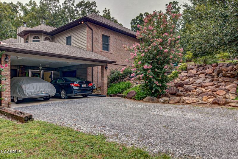 1006 Boardly Hills Blvd, Sevierville, TN 37876