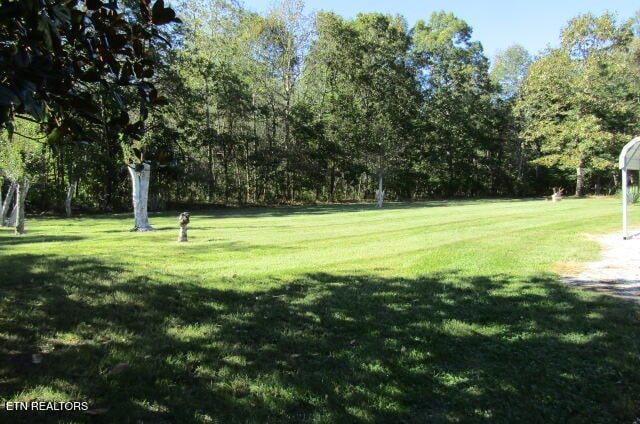 1006 Hopi Dr, Crossville, TN 38572
