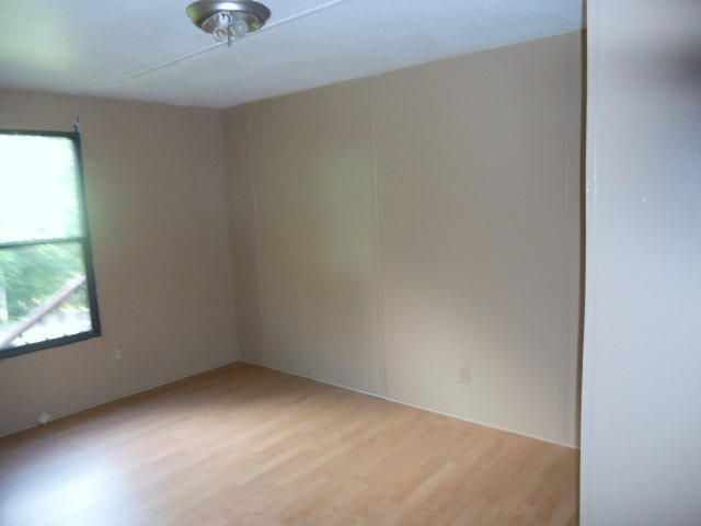 1006 Meadow Rd, Greenback, TN 37742