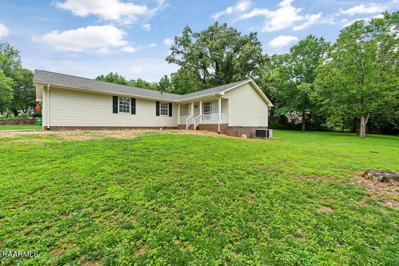 1006 Windemere Cir, Maryville, TN 37804
