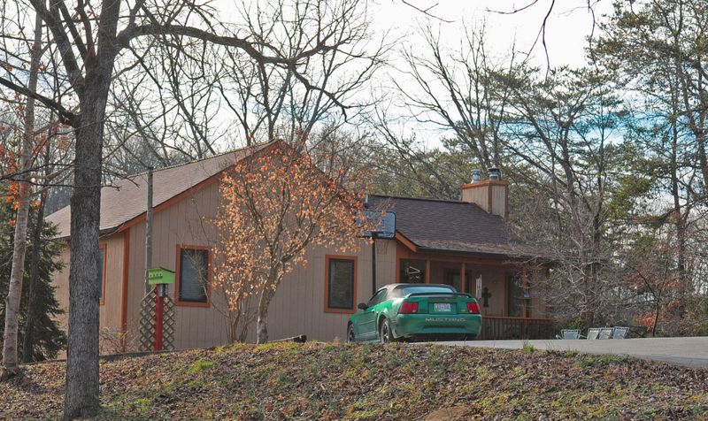1007 Rule Hollow Rd, Sevierville, TN 37876
