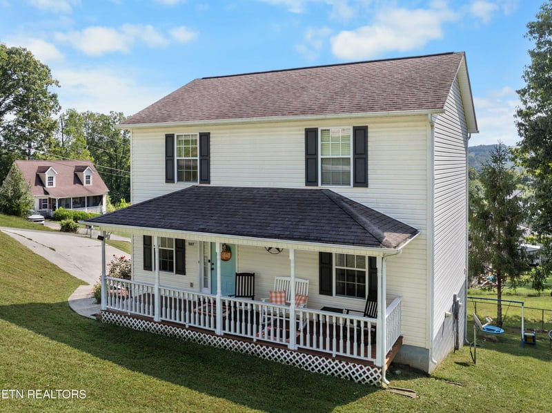 1007 W Kentucky Ave, Lafollette, TN 37766