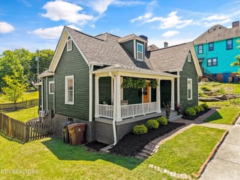1008 Gratz St, Knoxville, TN 37917